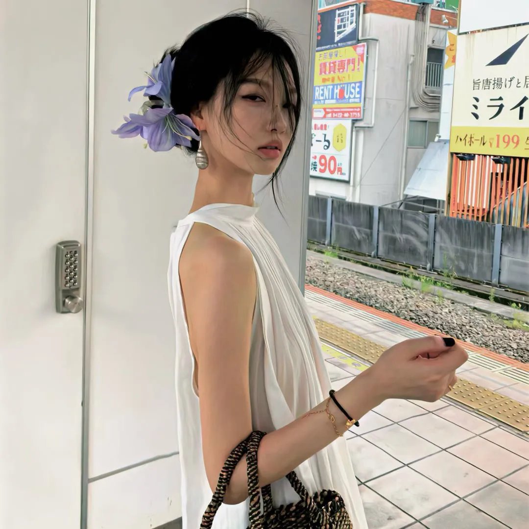黄叶舞青风